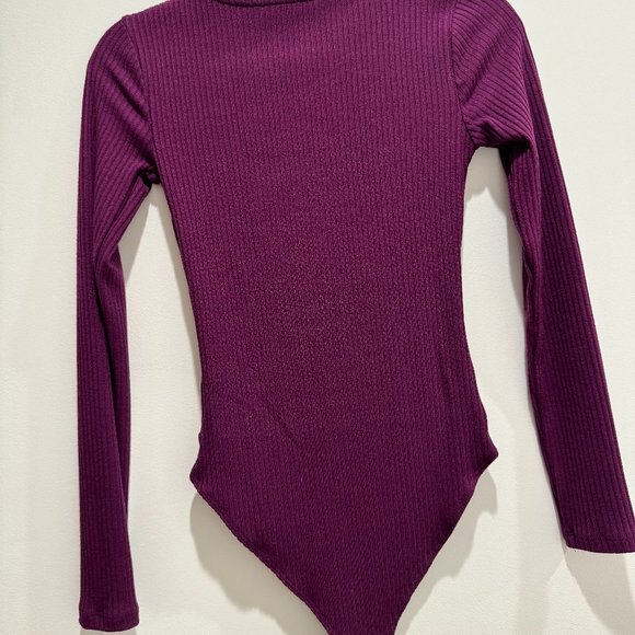Forever 21 Purple Long Sleeve Bodysuit - Picture 2 of 5